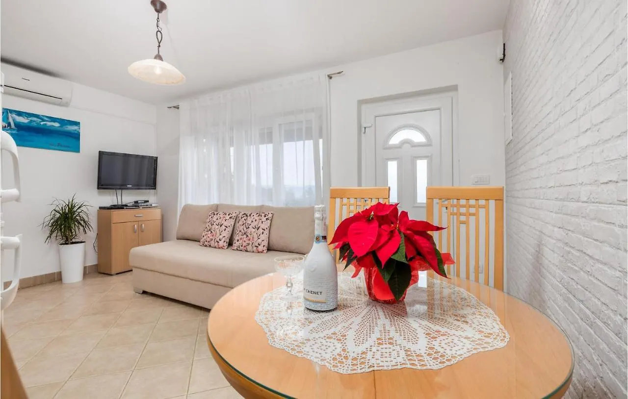 Awesome Home In Medveja With House Sea View Semesterbostad