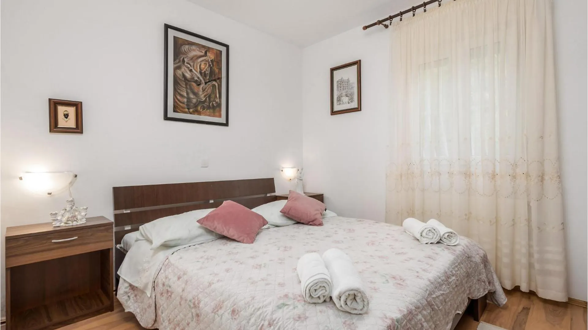 Awesome Home In Medveja With House Sea View 0*,